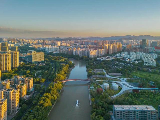 重磅官宣！小河公园跨运河人行桥正式开放