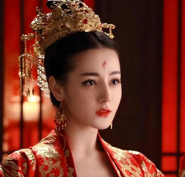 不要成为下一个朱媛媛！33岁迪丽热巴病情加重	，知情人透内情