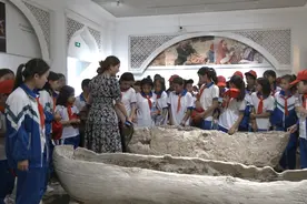 【铸牢中华民族共同体意识】感悟家乡变化 培育家国情怀图片