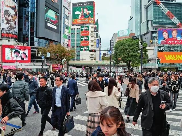 中日目前形势急转直下，如今上海五万日本人，究竟该何去何从