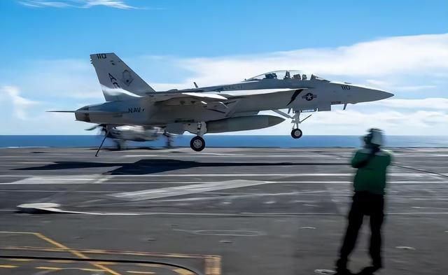 出大事了	，美战机被导弹击落，谁干的？调查结果公布，英法俄失声