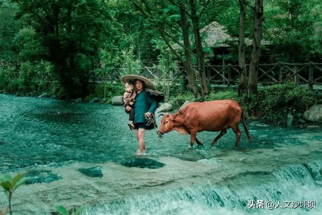 气温“狂飙”？！来21℃的重庆“北极”纳凉