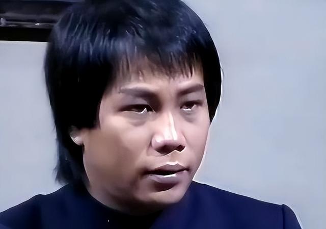 梁小龙被曝离世1天，私生活被扒底朝天	，原来他和杨少华处境一样