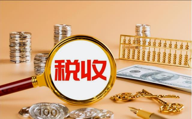 荷兰政府花200亿挽留无效，光刻机巨头ASML为何执意从老家搬走？