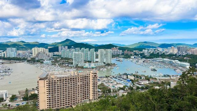 中国哪些城市适合“避寒过冬”？这3座城市呼声最高，太舒服了