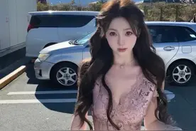 王思聪新女友懒懒：富士山下自拍美翻天，网友直呼“美丽女友”图片