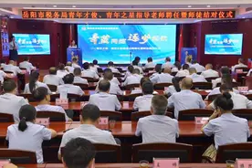 1+1>2！师徒结对“传帮带”，助推岳阳税务青年干部“加速跑”图片