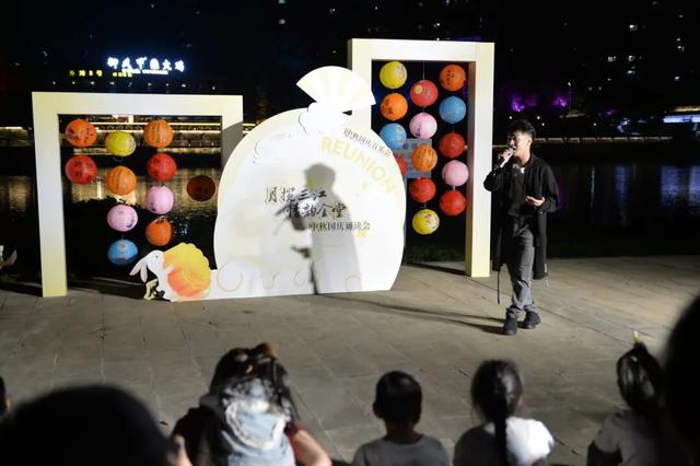 好热闹！金堂这里欢声笑语不断……