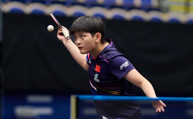 恭喜！中国女乒又一13岁小魔王崛起：新版孙颖莎又萌又能打