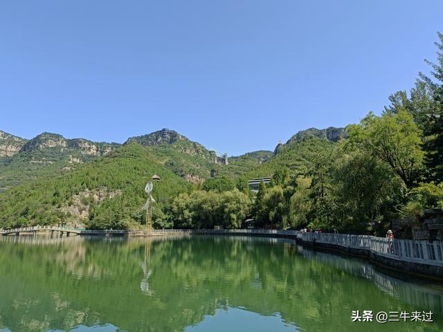 无为在歧路，白露潭溪山