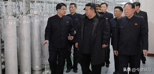 朝鲜伊朗同时亮出核底牌，为何一个硬气拥核，一个却打死不承认？