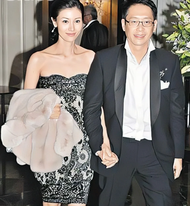 王晶评港圈四大美人：青霞男相，嘉欣没肉，祖贤腿粗，最中意是她