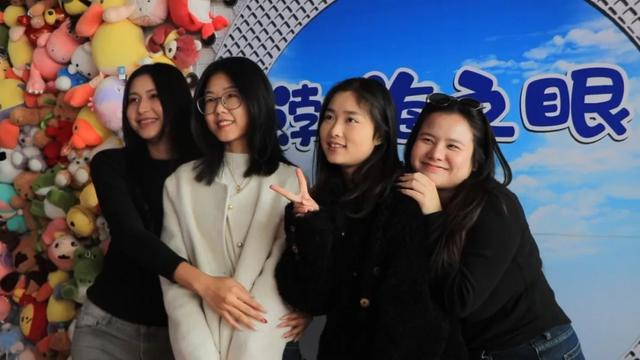 外国友人到滨海开启沉浸式文化体验之旅