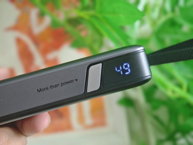 绿联67W超能块充电宝体验：不仅能上飞机，也能给笔记本手表充电