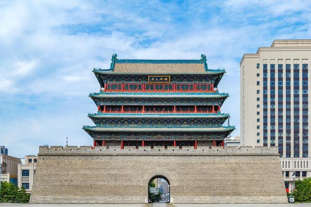 太原新建路公交站亭剔除城楼坐标，旱西门水西门传承600年后消失