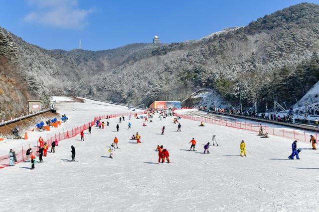 冰雪之上的发展脉搏：杭州巧用“水文章”激活冬日经济