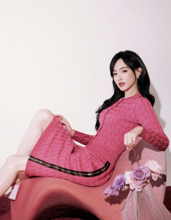 婚变传闻真相大白后	，42岁唐嫣高调官宣喜讯，撕下了罗晋的"体面"