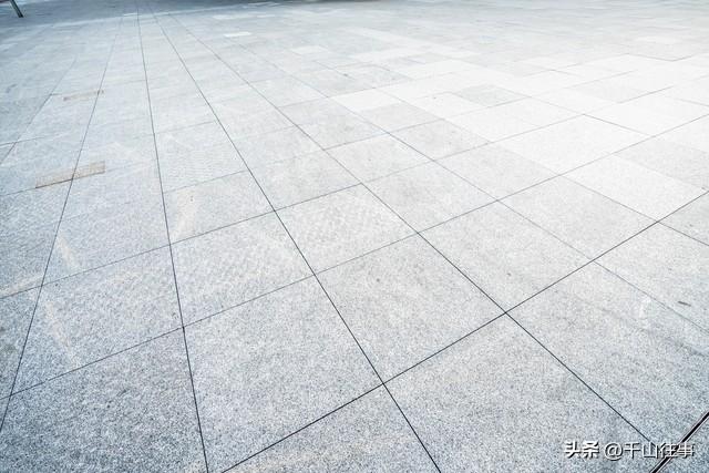 别骂骑友为啥咱宁愿扛着违章风险！也不骑平坦宽阔的非机动车道？