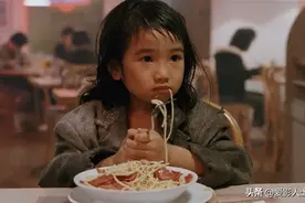 港台红极一时的15位童星现状，有人成千万网红，有人沦为阶下囚图片