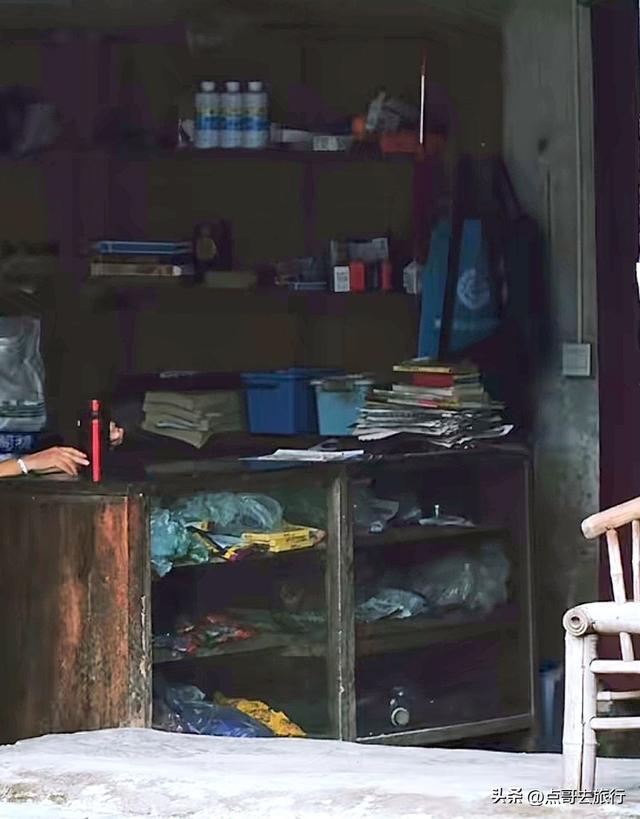 成都龙泉山下，被严重低估的古场镇，美食诱人，公交车直达！