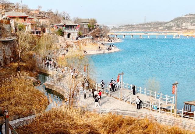 陶瓷水镇好风光