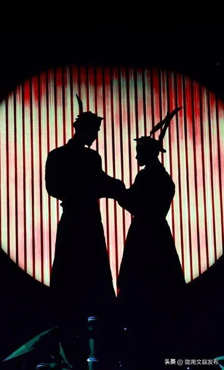 谁说冬日萧瑟？白马河畔，正藏着一个“暖色系”的冬天