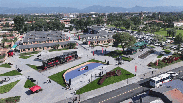 跟着活动游赛罕 | 京绥铁路文化园成为“双节”旅拍与红色历史体验热门地！