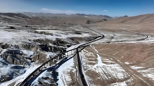 中国花费3198亿！川藏铁路将在2030年通车！印度为何坐立不安了？