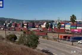 美国人超市疯抢中国货，美亿万富翁也号召粉丝开始囤货……图片