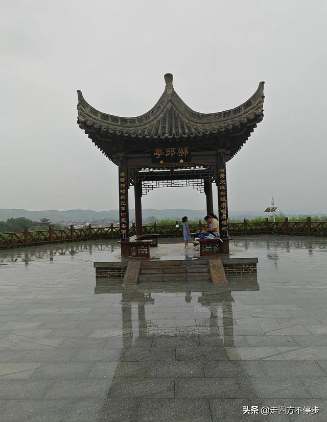 细雨访古，楼畔思怀——万荣秋风楼游记