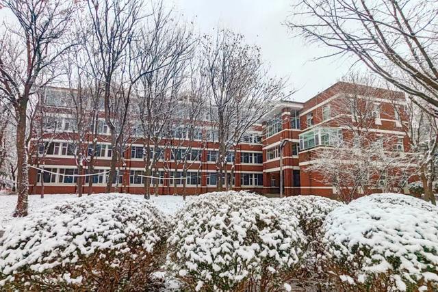 赴一场校园雪约,猜猜哪栋是你的 “温暖小窝”