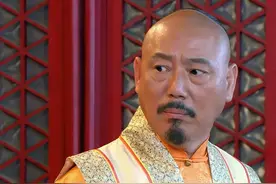 弘皙：康熙疼爱28年，雍正倚重13载，胤礽之子，乾隆为何容不下？图片