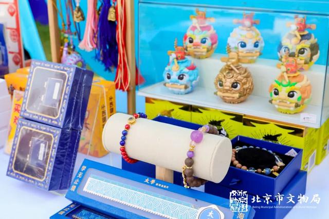 2025服贸会｜不舍再见，明年再会！服贸会文博展区5天解锁 “博物馆新玩法”：看、摸、带、玩一次体验全