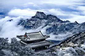 以泰山为镜照见精神品格——程明先生《咏泰山》赏析图片