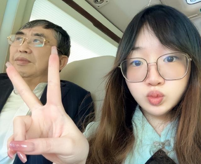 聂卫平女儿发布讣告公开，暗示父亲离世真相，不是癌症那么简单