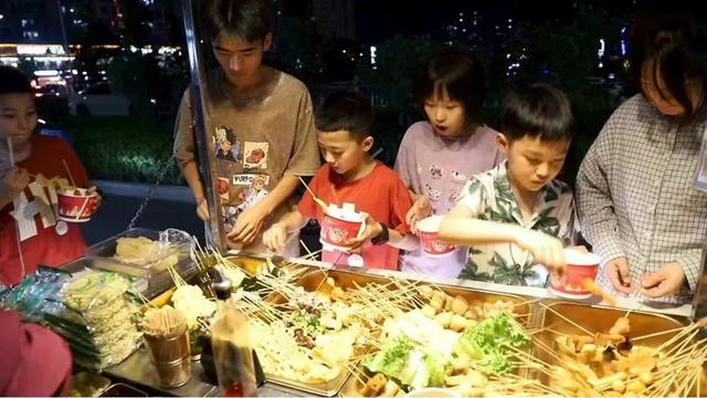 从晨风到星光，在临夏邂逅夏日“小确幸”