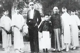 "溥仪上户口揭秘：故宫住址引争议，最后一项成难题"图片