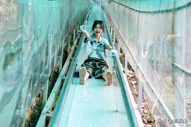 飞“阅”山川，住进潭溪山秋画里