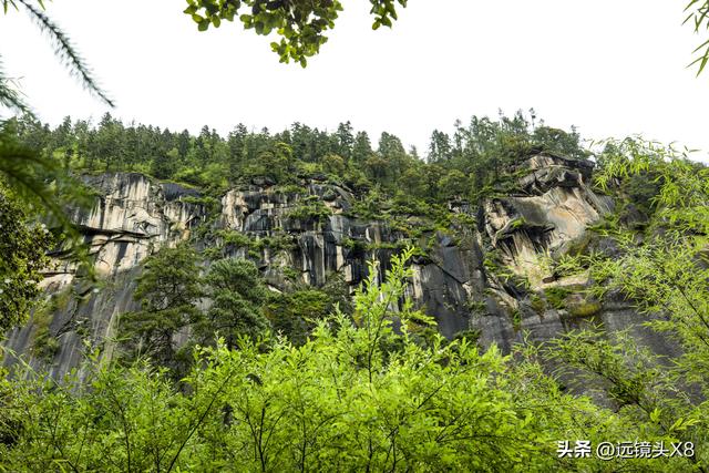 西藏林芝卡定沟美景