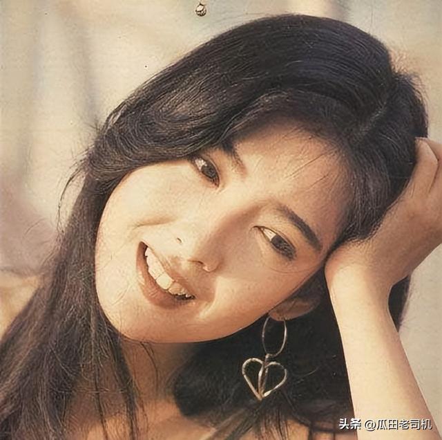 被戴8次绿帽子，3次被捉奸在床，这就是我们“玉女”守卫的爱情