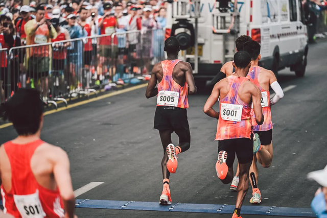 新赛期 新历史 #2026重庆马拉松