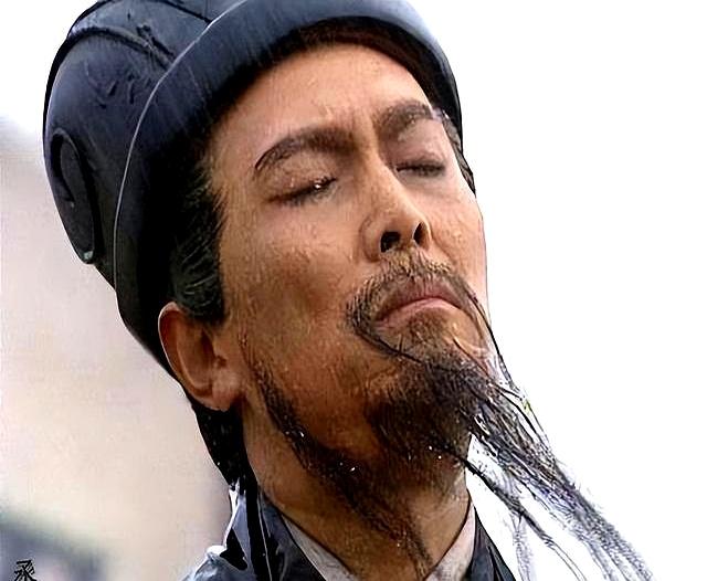 没想到九三阅兵才过去4天，令人担心的事情就在唐国强身上发生了