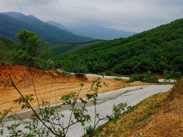 泌阳有条“天路”，也是长江流域与淮河流域分水岭，您走过吗？