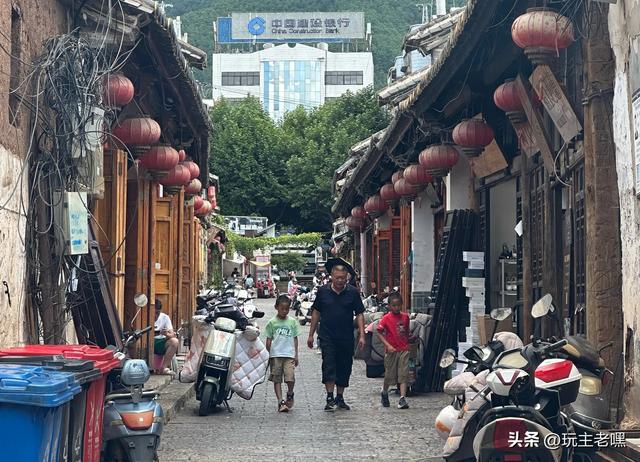疆藏云贵行77，会泽古城