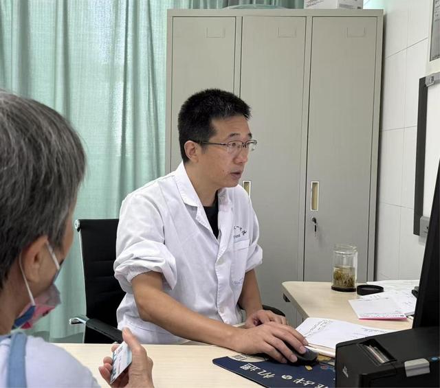 用力也尿不出来，长期插导尿管，对肾脏会有哪些改变？