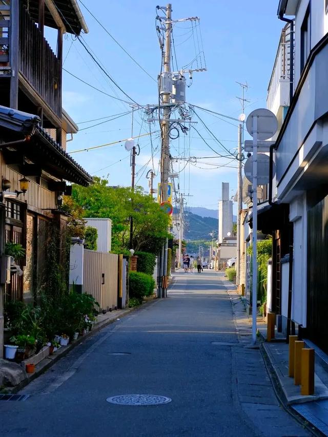 日本九州岛西北部的福冈市