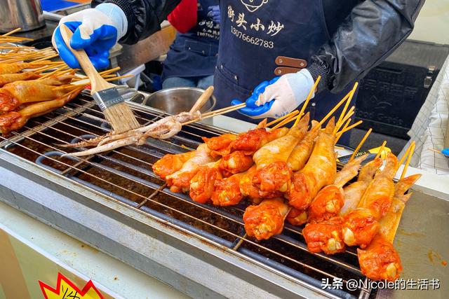 凤城寻踪：一条老巷与一座城的文化觉醒