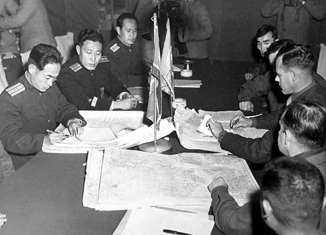 为什么不能打?毛主席一句话震住全场,谁给中国下马威就怼回去!