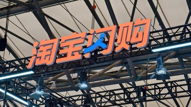 外卖大战史诗级洗牌，美团净利暴跌98%，阿里逆势崛起！