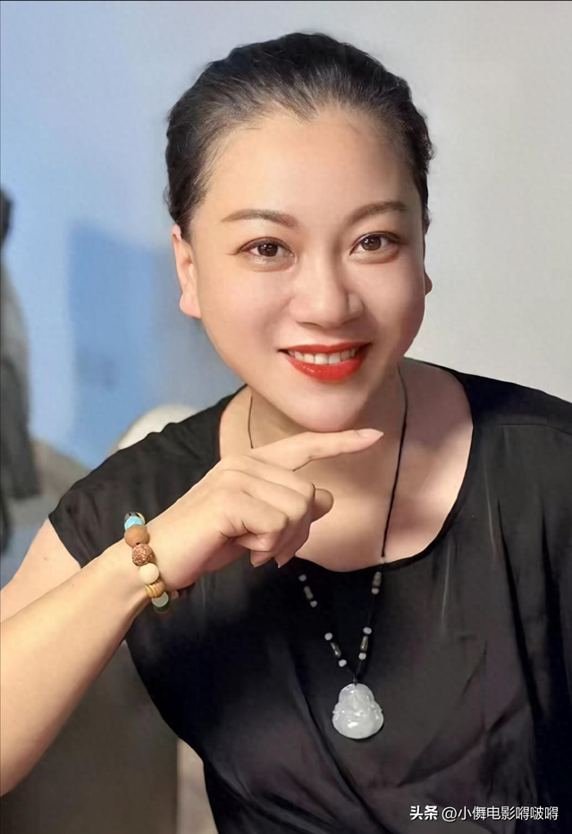 又一位明星抗癌失败！走上朱媛媛后路，迈巴赫送行，打百万抗癌针